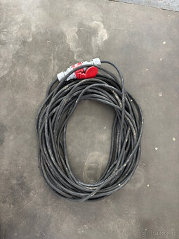 Prodlužovačky 380 V - 3