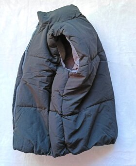 NOVÁ OBOUSTRANNÁ VESTA-8-10 let, 134/140 cm - 3