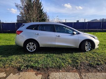 Kia Ceed SW 1.6 CRDi – kombík - 3