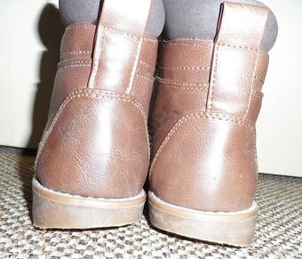 Kotníkové boty vel. 35 - 3