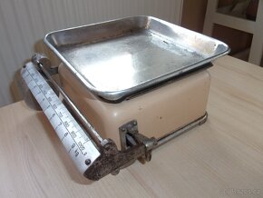 STARÁ PLECHOVÁ KUCHYŇSKÁ VÁHA KAMOR na 10kg - 3