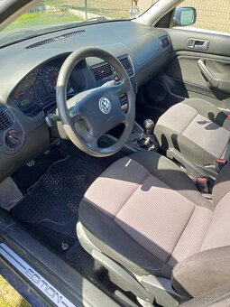 Prodám VW Golf 1,9 TDi combi, diesel, 66kw, r.v. 10/2001, - 3