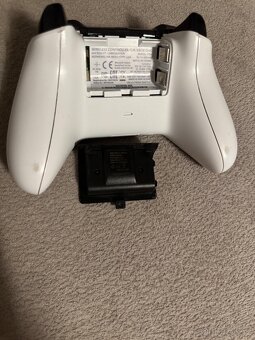 Xbox one ovladač - 3
