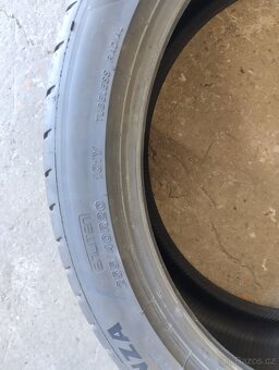 Bridgestone Potenza 255/40/r20 - 3