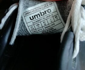 Sálové sportovní tenisky UMBRO vel. 32 - 3