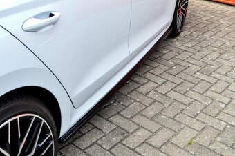 Octavia 4 RS Boční prahové lišty - 3