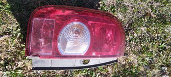 Zadní světlo levé Dacia Duster - 3