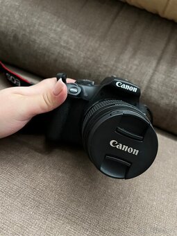 Canon eos2000d - 3
