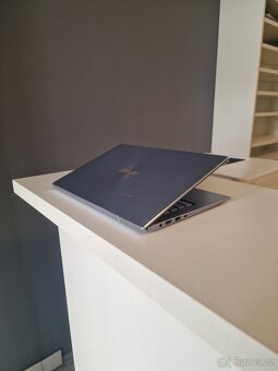 Asus ZenBook UX431F - 3