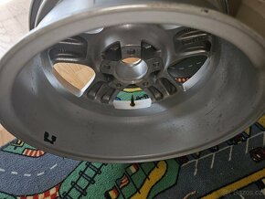Al Disk téměř nový ( 7Jx16xH2) - 3