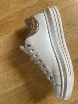 Boty Guess vel.39 - 3