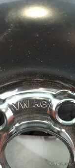 Octavia, Caddy,Touran Golf,Passat alu disky 205/55 r16 zimní - 3