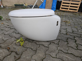 Toaleta, designová toaleta, toaleta vajíčko, KOLO - 3