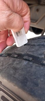 Predni pneu 245 70 R 17,5 - 3