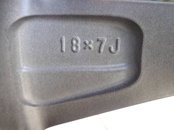 Toyota RAV4 lita kola - alu kola - 3