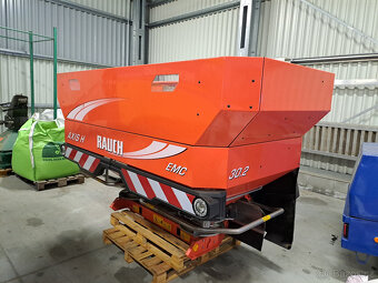 Rozmetadlo průmyslových hnojiv RAUCH AXIS H 30.2 - 3