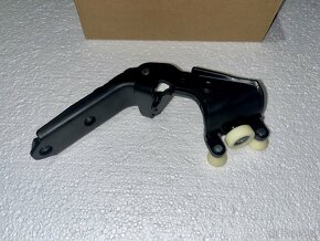 Pojezd levých šoupacích dveří VW T5 - 3