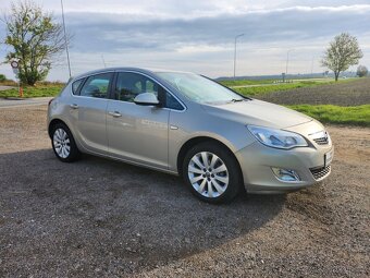 Opel Astra 1.4 16V - 3
