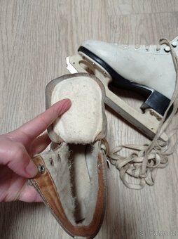 Dívčí lední brusle, vel. 31 - 3