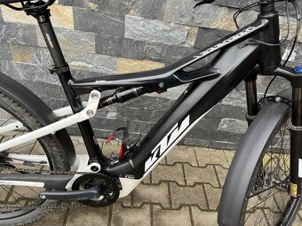Celoodpružené elektrokolo KTM - 3