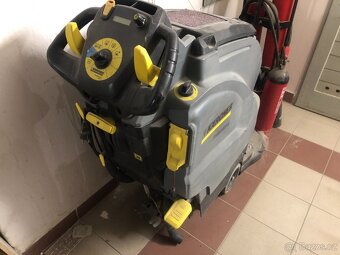 Podlahový mycí stroj Kärcher B40C - 3