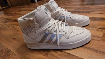 ADIDAS RIVALRY HIGH CONSORTIUM - 3
