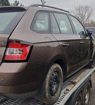 Škoda Fabia III combi dveře, víko kufru, světlo, zrcátko... - 3