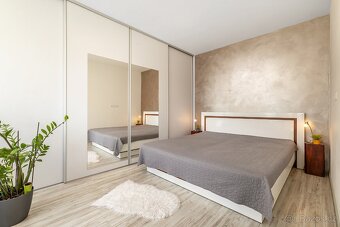 Vytuněný zděný byt 4kk s parkovacím stáním v novostavbě - 3