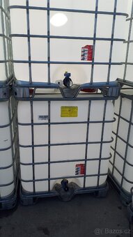 IBC nádrže kontejnery 1000 l - 3