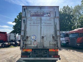 Volvo NH12 460,6X4,Nástavba na přepravu zvířat - 3