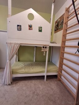 Dřevěný dětský domeček - 3