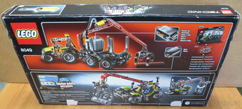 LEGO 8049 Traktor s valníkem na klády - 3