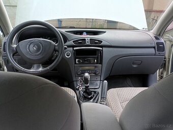 Renault Laguna - 3