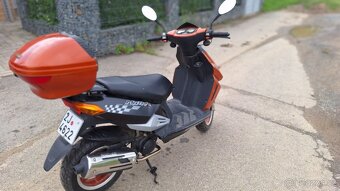 Skútr Keeway Matrix 50ccm – Téměř nejetý - 3