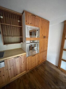 Potravinová skříň + Skříň na troubu a mikrovlnou troubu - 3