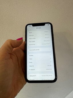 Apple iPhone 11, 256GB Black - 3