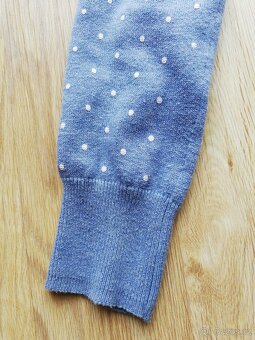 dámský svetřík na knoflíky vel. XS/34/6 - 3