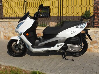 Aeon ELITE 400i MaxiSkutr--Top Stav a Top km 1500km - 3