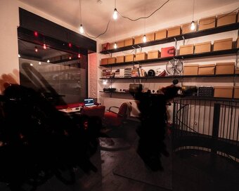 Obchodní prostor Na Spojce / Orelská - 3