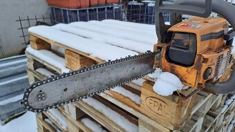 Motorová pila Partner 420 - 3