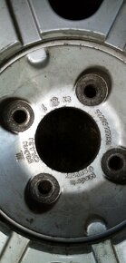 KOUPÍM POKLIČKY KOL PEUGEOT 405 R14 - 3