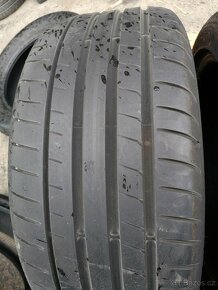 Letní použité pneumatiky Dunlop 245/40 R18 93Y - 3