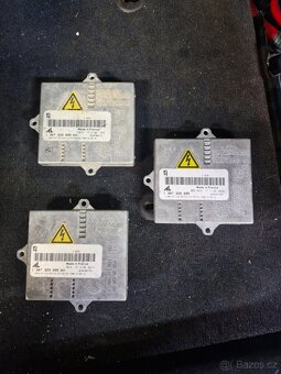Zapalovací modul xenon z Peugeot 407 - 3