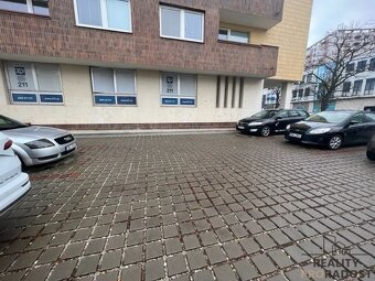 PARKOVACÍ STÁNÍ K PRONÁJMU,  PRONÁJEM PARKOVACÍHO STÁNÍ - 3