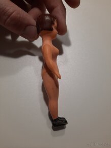 Retro figurka Ari Doll - 3
