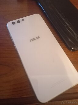 Asus zenfone 4 - 3