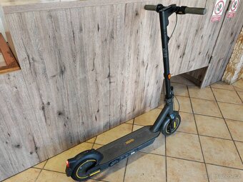 Koloběžka Ninebot MAX G30E II - 3