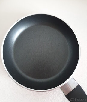 Mini růžová hliníková pánev pánvička 14cm Ernesto - 3