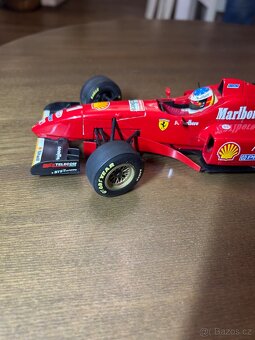 Ferrari F310 1:18 - 3