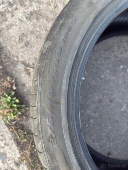 275/40 r20 - 3